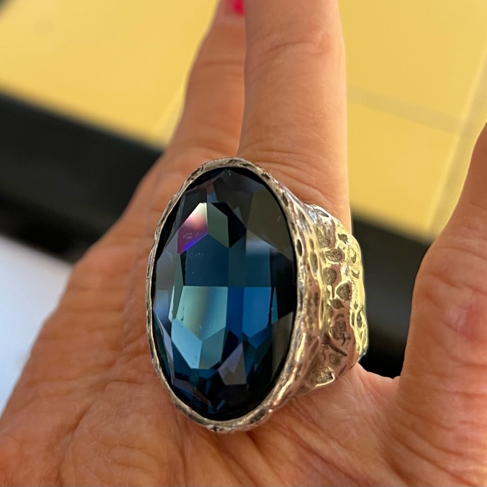 Incredible Uno de 50 Hammered Silver Ring with Deep Blue Swarovski Crystal, Med!